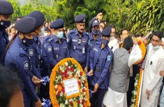 যথাযথ মর্যাদায় পালিত তেরশ্রী দিবস